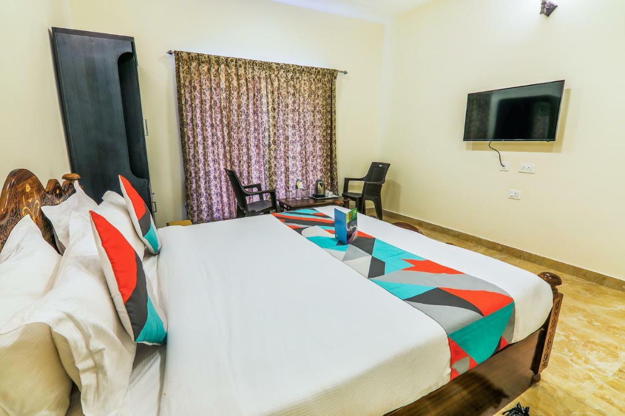 Fabexpress Royal Hideway Resort Утакаманд Экстерьер фото