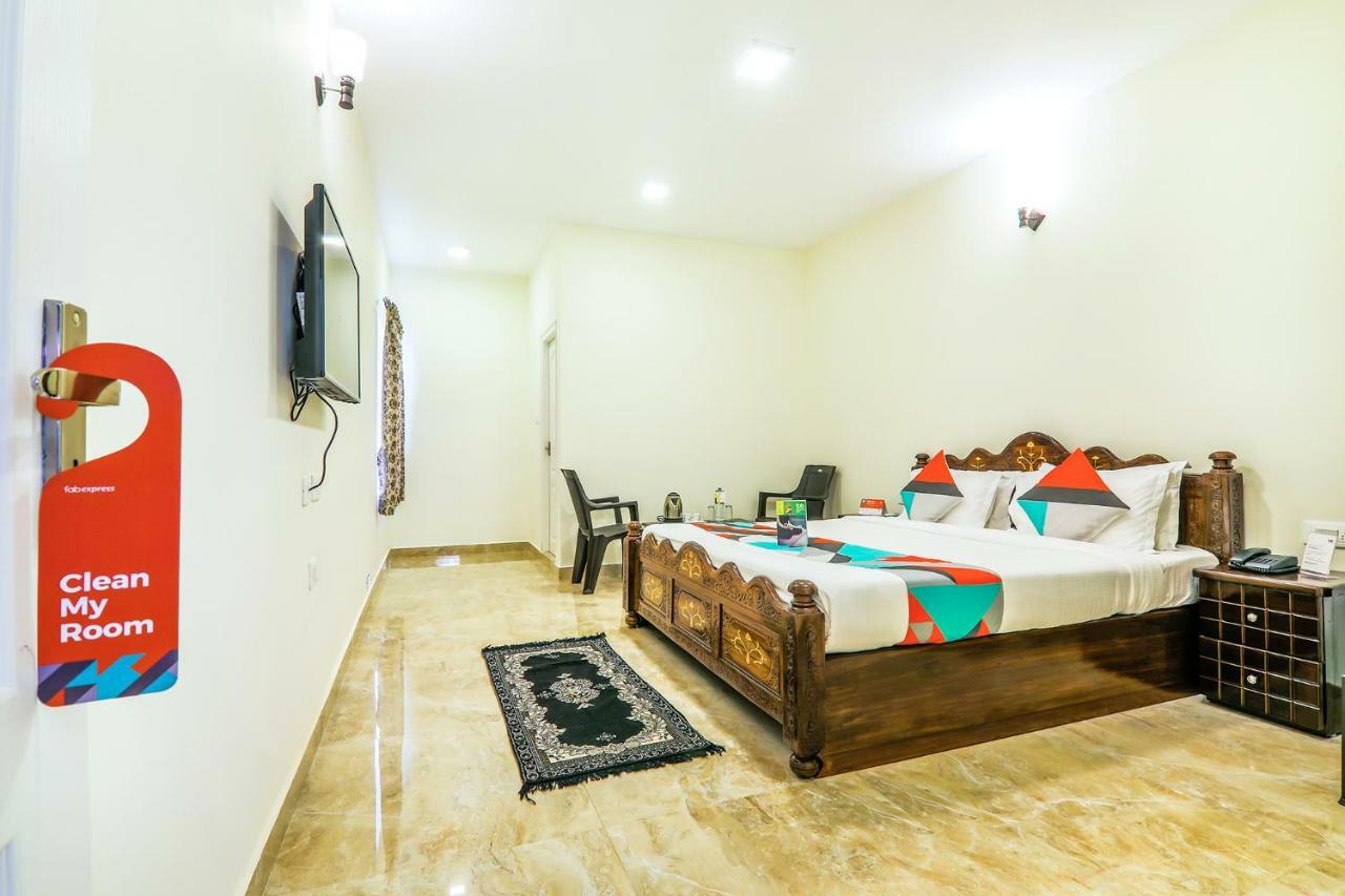 Fabexpress Royal Hideway Resort Утакаманд Экстерьер фото
