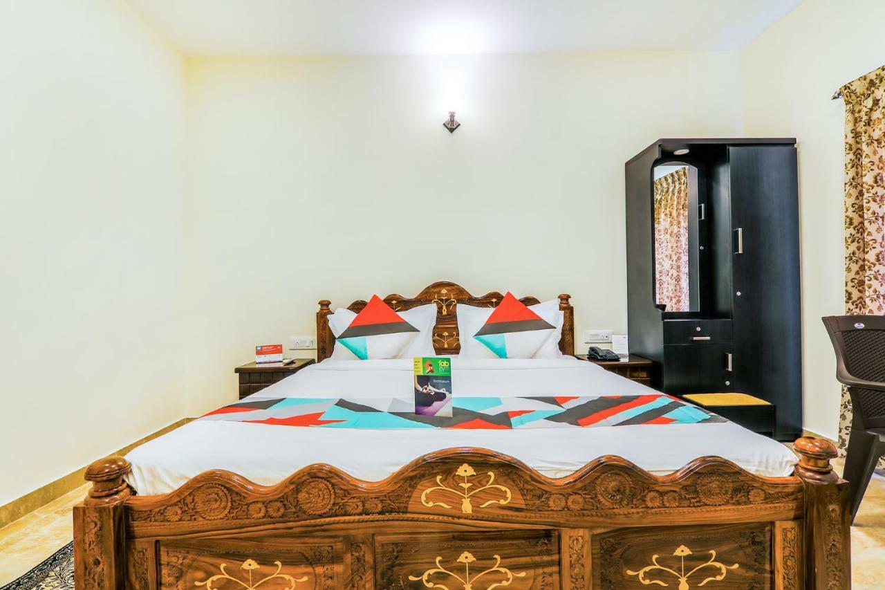 Fabexpress Royal Hideway Resort Утакаманд Экстерьер фото